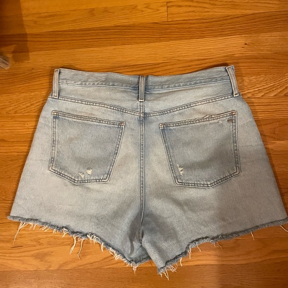 Madewell Mom Jean Shorts - Picture 2 of 4